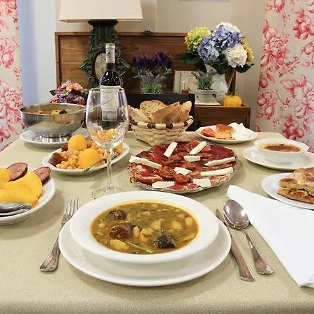 Hotel Restaurante Casa Herminia El Campiello